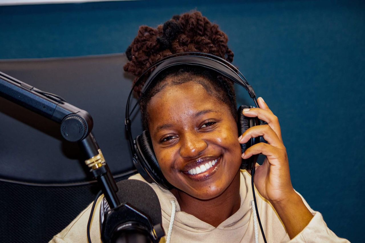 NUST FM Logo